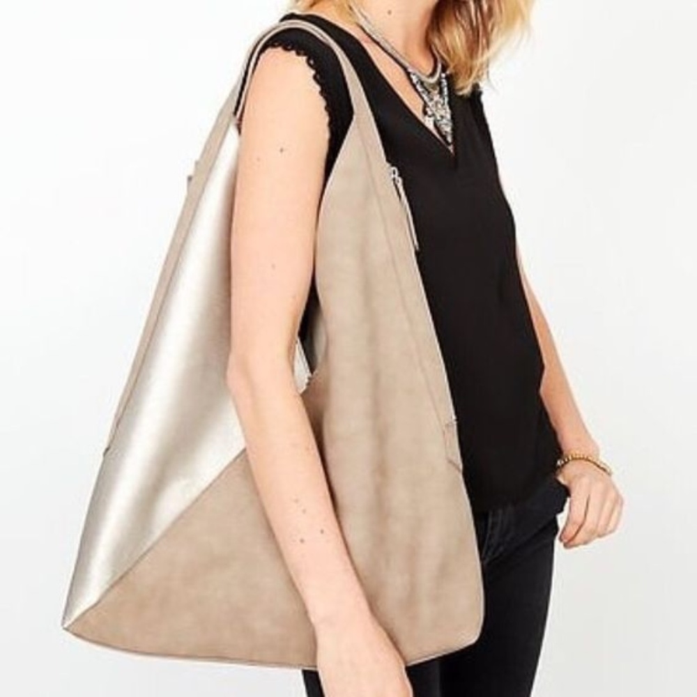 Criss Cross Hobo